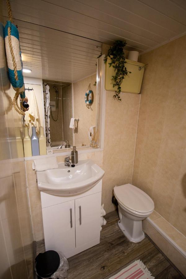 Ryan's Daughter B&B Thurles Bagian luar foto